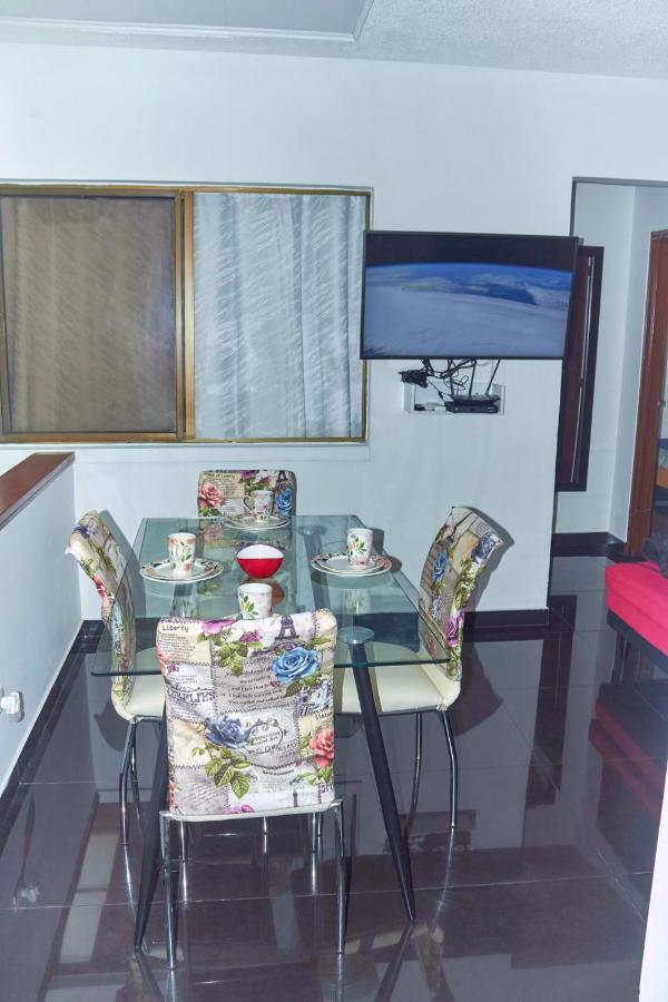 Cozy Apartment Excellent Location, Air Conditioning Cali Dış mekan fotoğraf